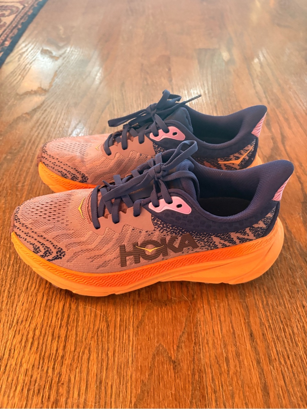 Hoka Lightweight Challenger 7 Running Shoes
